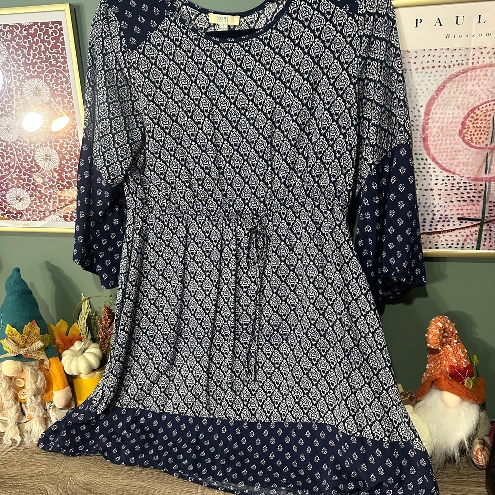 Kori Navy and White Patterned Dress Size Small